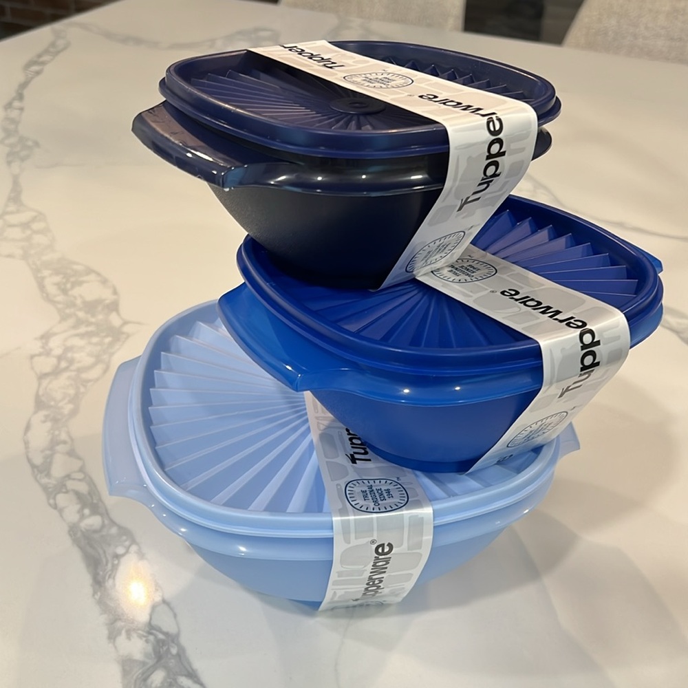 💙 Tupperware Set 3pc. - Picture 2 of 12